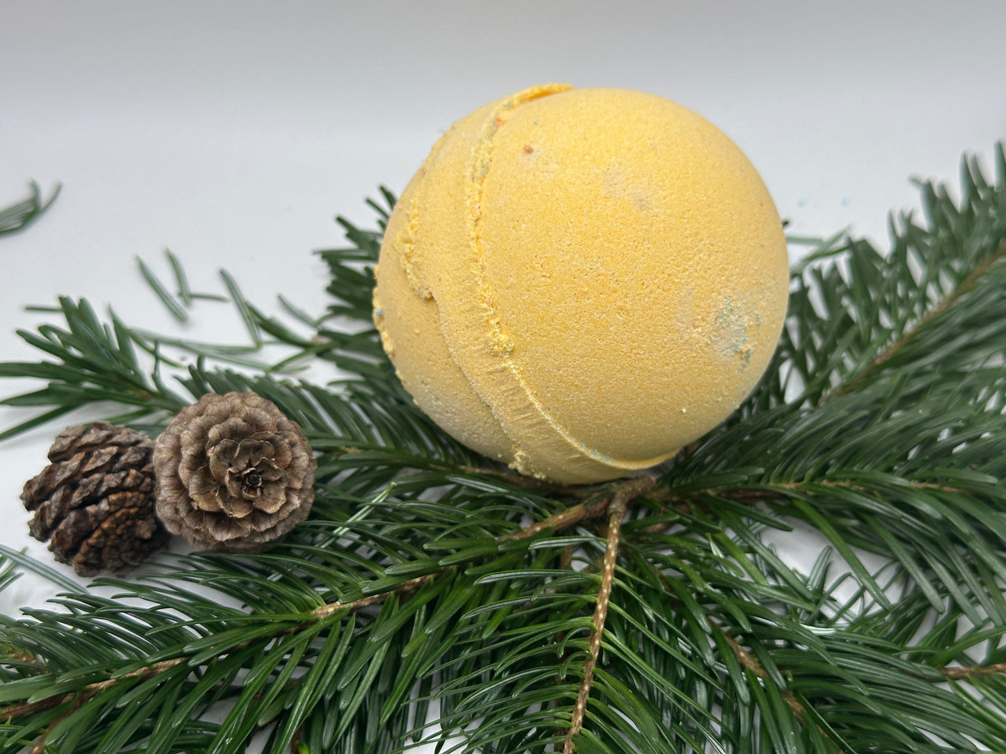 Sunlit Cheer Bath Bomb